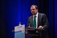 Industria espera una reforma del mercado de la energía a nivel europeo para complementar las medidas nacionales