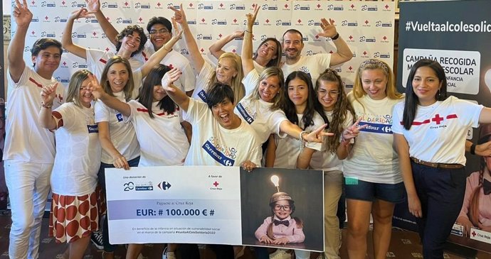 Carrefour y Cruz Roja promueven la 'Vuelta al Cole Solidaria 2022' a favor de la infancia vulnerable en Andalucía