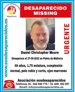 Cartel con la imagen y descripción del desaparecido.