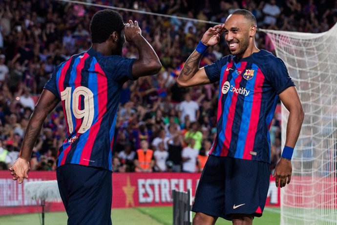 Pierre-Emerick Aubameyang of FC Barcelona celebrates with Franck Kessie of FC Barcelona during the Joan Gamper Trophy match between FC Barcelona and Pumas UNAM at Spotify Camp Nou on August 07, 2022 in Barcelona, Spain.