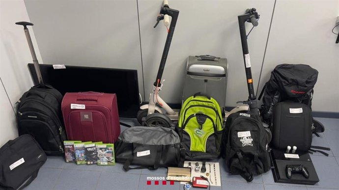 Material sustraído recuperado por los Mossos