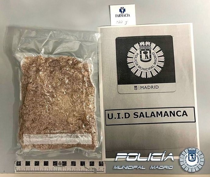 Detenido un motorista con medio kilo de MDMA en el barrio de Salamanca