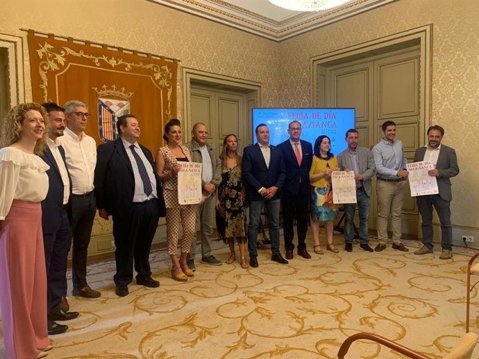 Organizadores en la presentación de la Feria de Día de Salamanca.
