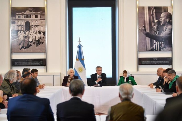 El presidente de Argentina, Alberto Fernández, durante un Consejo de Ministros