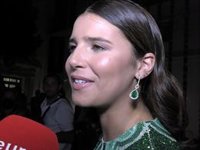 Tana Rivera disfruta de la extraordinaria novillada de Ronda en compañía de su familia