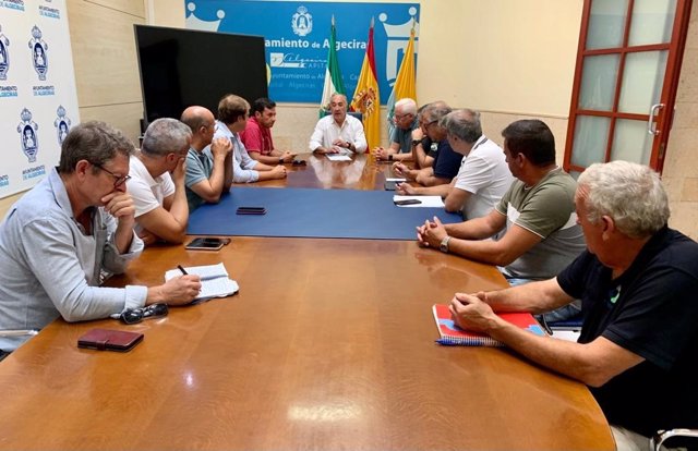 Reunión del Plan de Actuación Local de Algeciras Contra la Contaminación del Litoral.