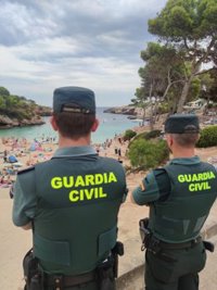 Guardia Civil investiga a tres jóvenes por hurtos en las playas de Cala d'Or