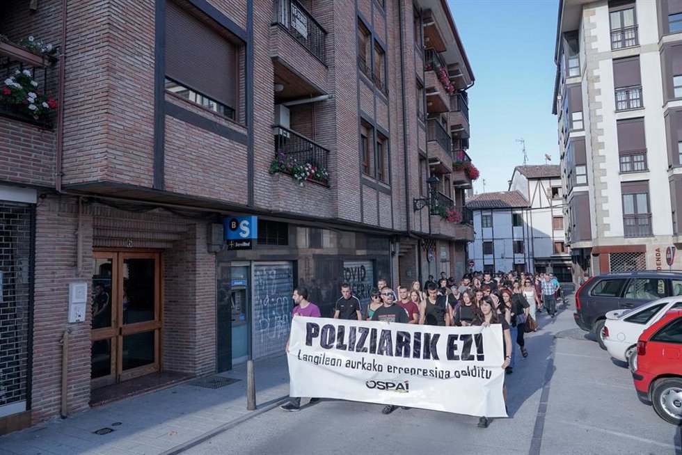 Manifestación 'Ospa Eguna' en Alsasua