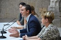 Lobato apuesta por ignorar "los numeritos" de Ayuso y apela al trabajo en equipo en este nuevo curso