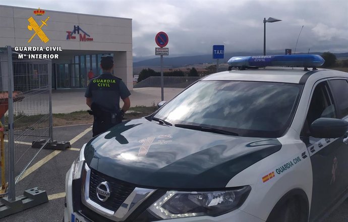 Nota De Prensa Guardia Civil Investiga Dos Personas Por Agredir Y Amenazar A Personal Sanitario