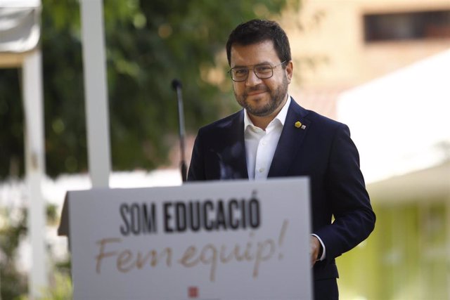 El presidente de la Generalitat Pere Aragonès en la apertura del curso en la escola El Patufet de Sant Feliu (Barcelona)