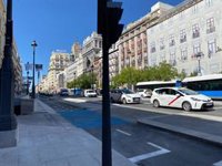 La remodelación integral de la calle de Alcalá concluye con mejor movilidad y más accesibilidad para el peatón