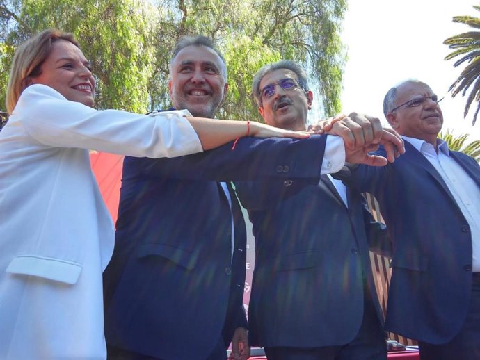 Archivo - NOEMÍ SANTANA, ÁNGEL VÍCTOR TORRES, ROMÁN RODRÍGUEZ Y CASIMIRO CURBELO