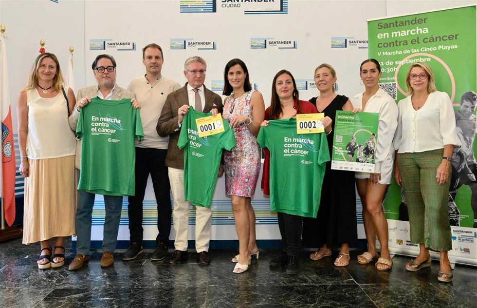 Presentación de la V Marcha de las Cinco Playas que s ecelebra este domingo en Santander