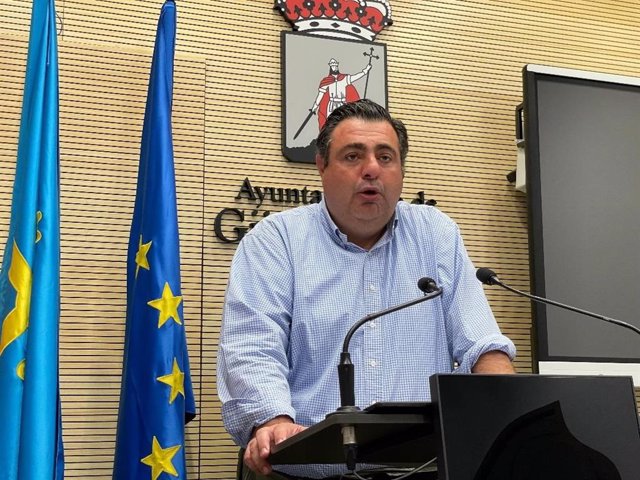 Pelayo Barcia, concejal de Foro Asturias en el Ayuntamiento de Gijón,