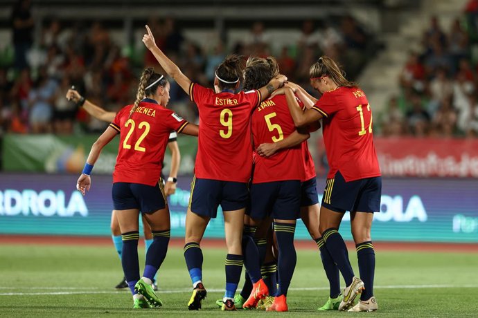Irene Paredes of Spain celebrates a goal during the Women's World Cup qualification, Group B, played between Spain and Hungary at Ciudad del Futbol on September 02, 2022 in Las Rozas, Madrid, Spain.