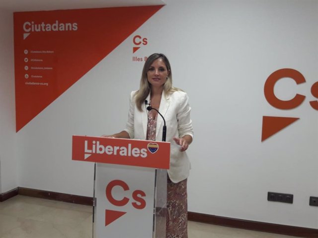 La coordinadora de Ciudadanos Baleares, Patricia Guasp, en rueda de prensa.