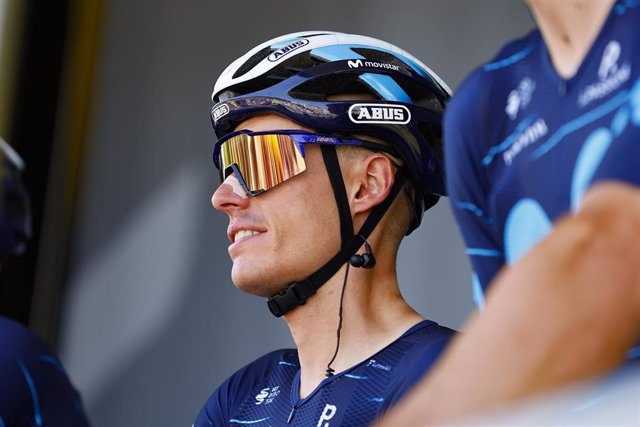 Archivo - El corredor español Enric Mas (Movistar Team) en el Tour de Francia 2022.