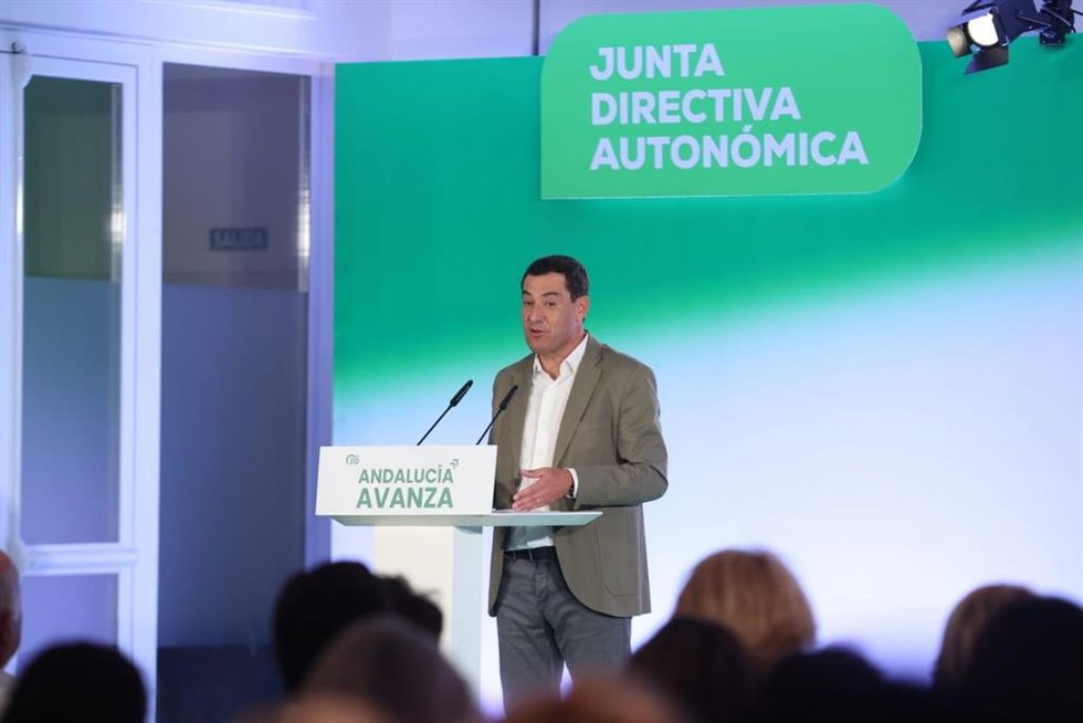 Juanma Moreno, este lunes, durante su intervención ante la Junta Directiva Regional del PP-A
