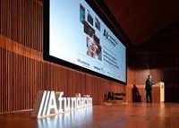 Escotet apela a las oportunidades de la inteligencia artificial en la muestra que acoge Afundación