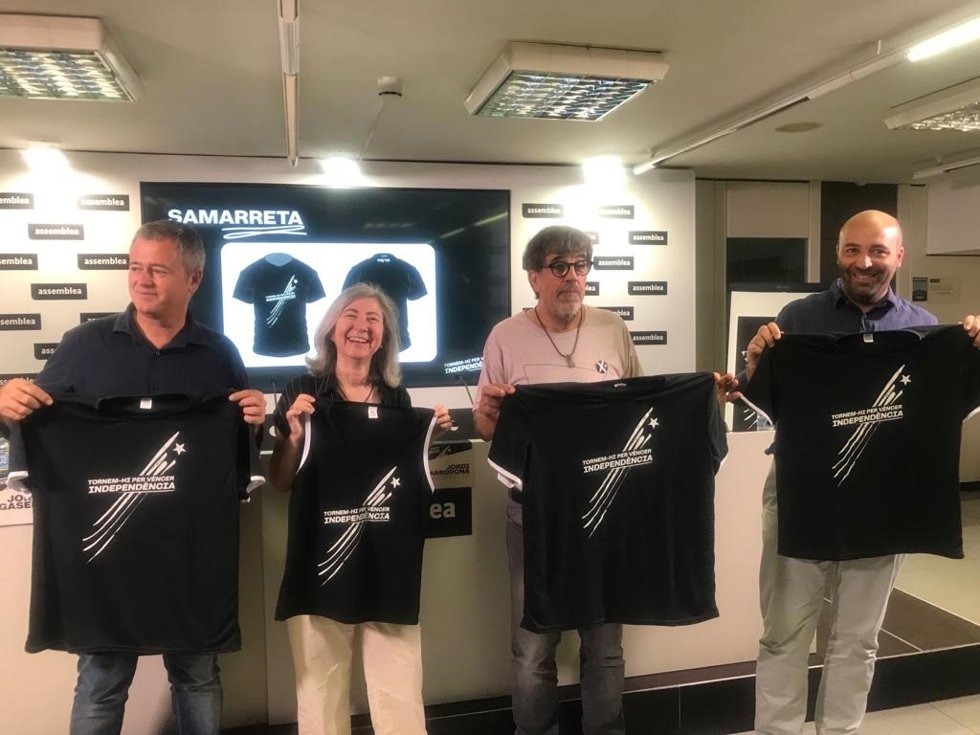 Archivo - El presidente de la AMI, Jordi Gaseni; la presidenta de la ANC, Dolors Feliu; el vicepresidente de la ANC, Jordi Pesarrodona, y el miembro de la junta de mnium Cultural Jordi Arcarons en una foto de archivo