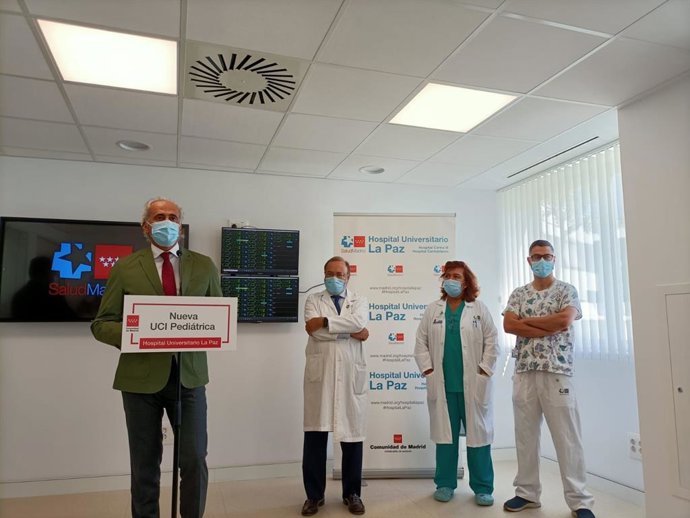 El consejero de Sanidad de la Comunidad de Madrid, Enrique Ruiz Escudero