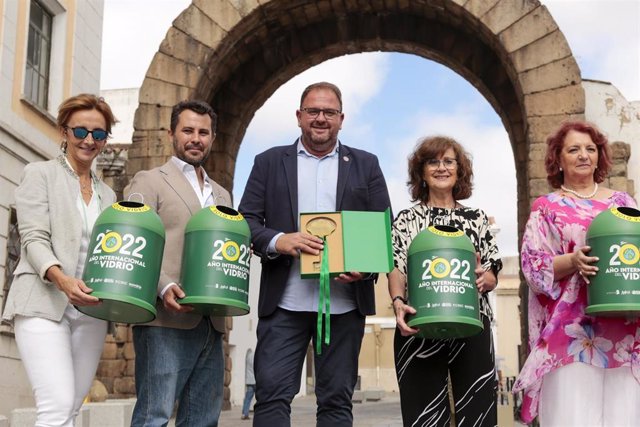 Reconocimiento de Ecovidrio a Mérida por las toneladas de vidrio que recicla la ciudad