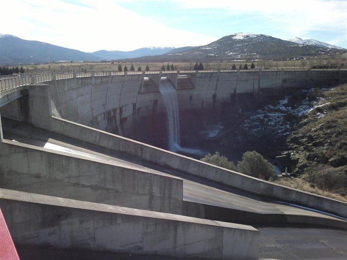 Archivo - Embalse De Pontón Alto