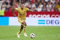 Koundé: "Piqué es una persona muy competitiva y es muy importante para el grupo"