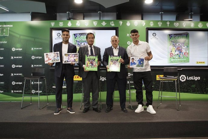 LaLiga y Panini presentan la nueva colección oficial de cromos de LaLiga 2022-23.