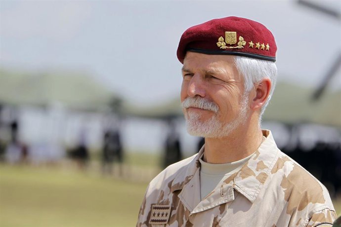 Archivo - El exjefe del Estado Mayor de República Checa y candidato a la Presidencia, Petr Pavel