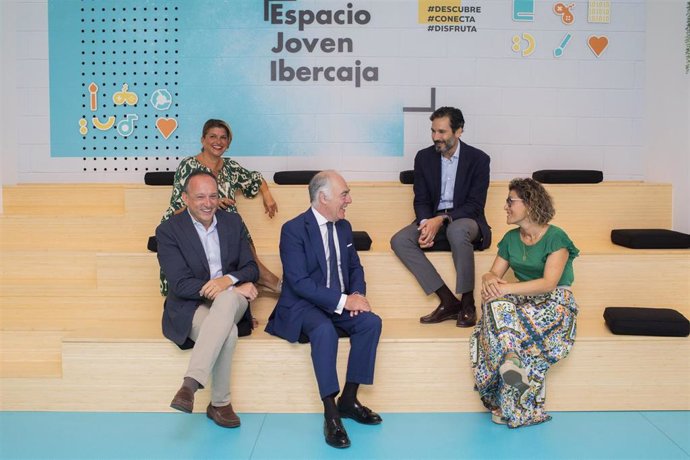 Fundación Ibercaja y la Universidad San Jorge ponen el foco en la ciencia, la salud y el futuro laboral de los jóvenes