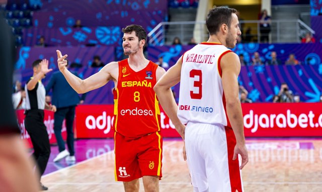 Darío Brizuela fue el máximo anotador en el triunfo de España contra Montenegro que la clasifica para los octavos de final del Eurobasket de 2022.