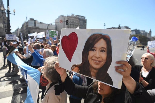 Manifestación de apoyo a Cristina Fernández en Buenos Aires