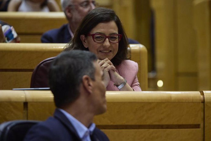 El presidente del Gobierno, Pedro Sánchez, y la portavoz del PSOE en el Senado, Eva Granados, durante un debate monográfico sobre la crisis energética y el contexto económico, en el Senado, a 6 de septiembre de 2022, en Madrid (España). El objetivo de e