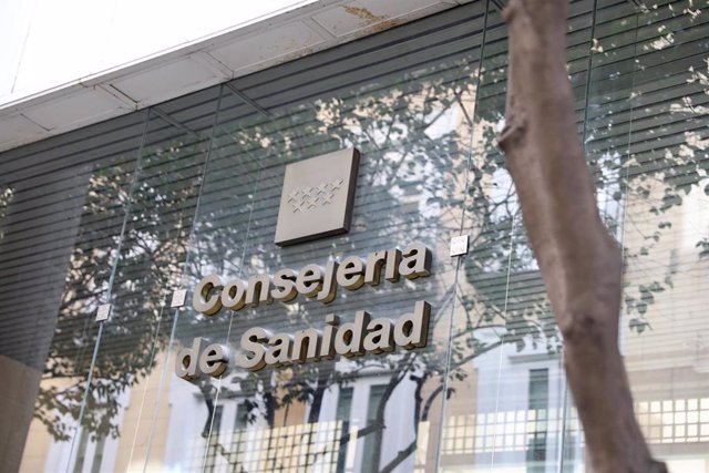 Archivo - Fachada de la Consejería de Sanidad de la Comunidad de Madrid