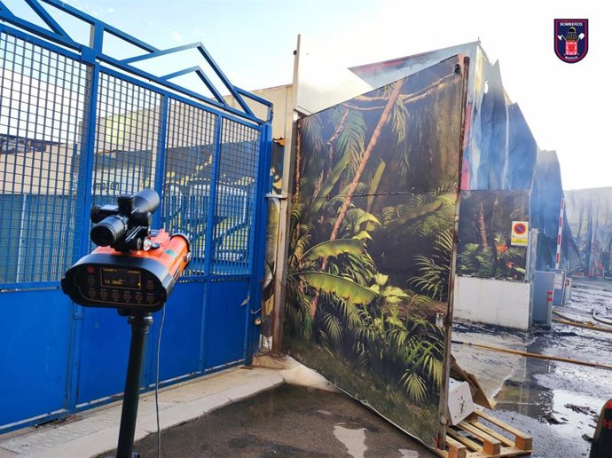 Imagen del establecimiento, tras la extinción de las llamas