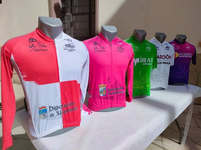 Maillots que lucirán los primeros clasificados de las distintas categorías en la Vuelta Ciclista a Salamanca.
