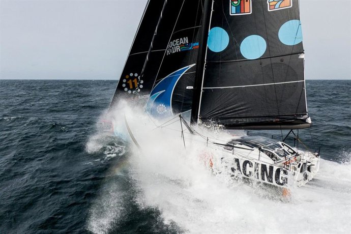 Archivo - El 11th Hour Racing Team, que participará en la próxima edición de The Ocean Race, durante un entrenamiento