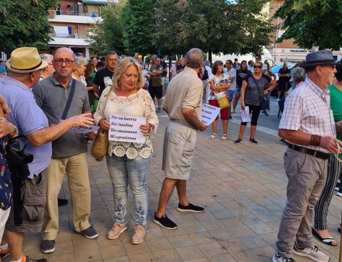 Concentración contra la ocupación en Azuqueca de Henares.