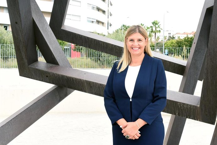 Archivo - La portavoz del PP en la Diputación de Granada, Inmaculada Hernández (archivo).