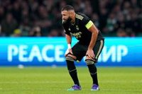 Benzema sufre una lesión en el músculo semitendinoso de su muslo derecho y una sobrecarga en el cuádriceps