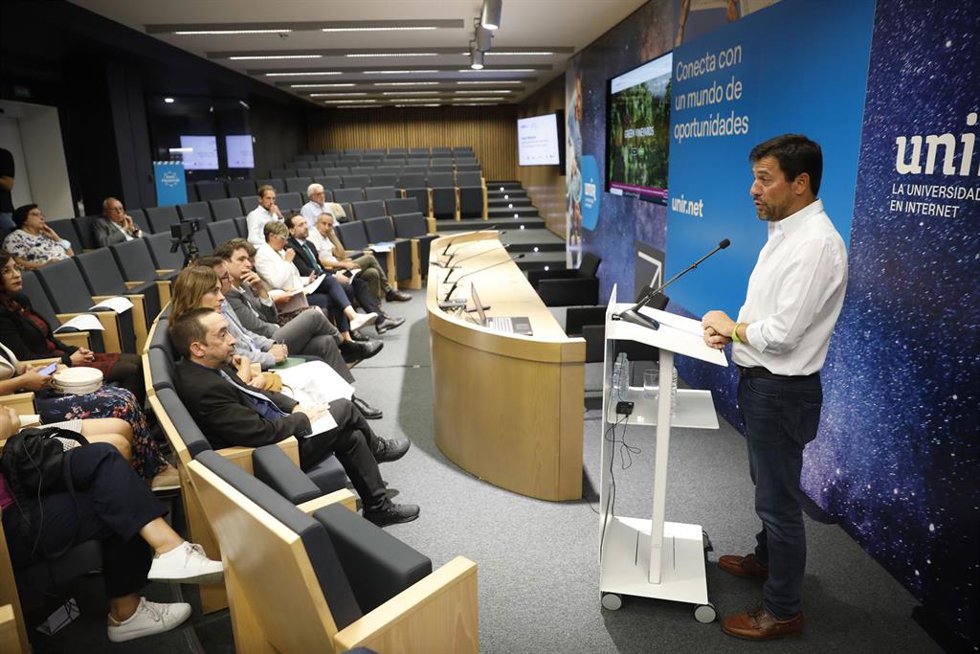 Juan Antonio Leza durante su ponencia en UNIR