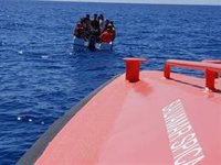 Rescatadas 1.100 personas a bordo de pateras en Almería este verano, un 31,6% menos que el año pasado