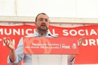 Barbón comunica a los militantes que se presentará a la reelección y les pide su apoyo a través de una carta