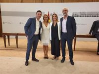 La alcaldesa de Alcalá de Guadaíra (Sevilla) y la ministra de Transporte acuerda el desarrollo de la Agenda Urbana 2030