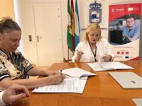 Ayuntamiento de Fuengirola y Fundación ONCE firman un convenio para fomentar el empleo de personas con discapacidad