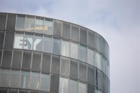 EY sigue adelante con su proyecto de escisión en dos empresas y lo someterá a votación de sus socios