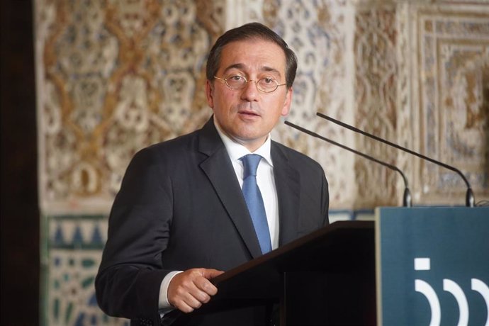 Rueda de prensa del ministro de Asuntos Exteriores, Unión Europea y Cooperación, José Manuel Albares, a 08 de septiembre del 2022 en el Alcázar de Sevilla (Andalucía, España)