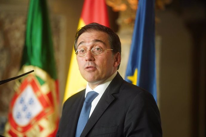 Rueda de prensa del ministro de Asuntos Exteriores, Unión Europea y Cooperación, José Manuel Albares, a 08 de septiembre del 2022 en el Alcázar de Sevilla (Andalucía, España)